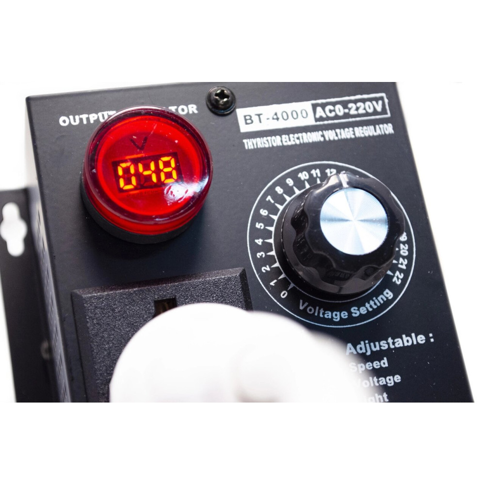 Регулятор напруги 4кВт (пікове) з проводом та дисплеєм| Робоче навантаження 2-2,5 кВт!