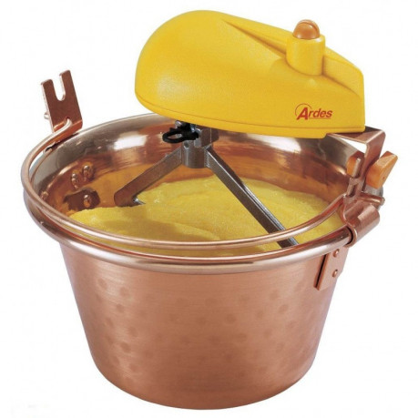 A copper basin with an electric stirrer with a diameter of 24 cm.